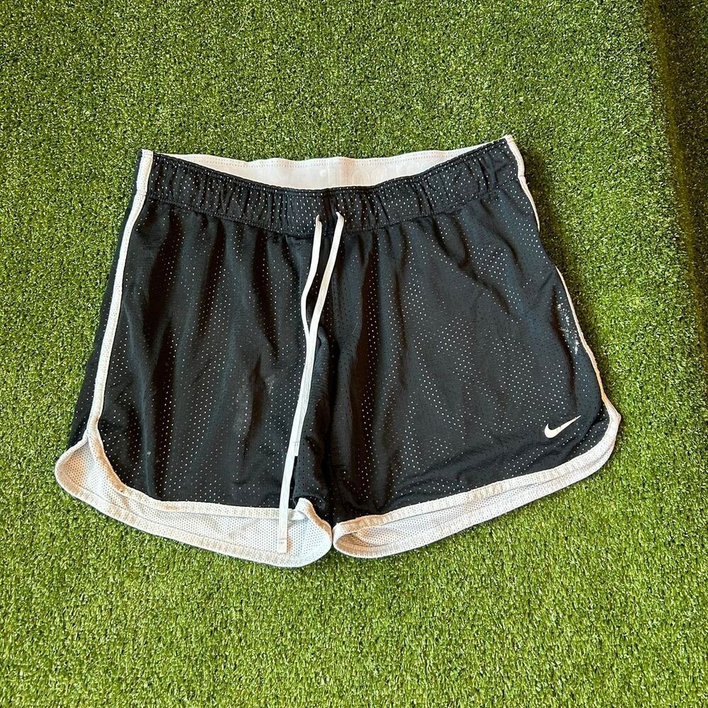 Nike Women's Black and Grey Shorts